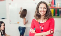 O que sobrar de recursos do Fundeb em um exercício deve ser rateado com os educadores. Norma tem de ser cumprida por todos os gestores. Imagem: aplicativo Canva.